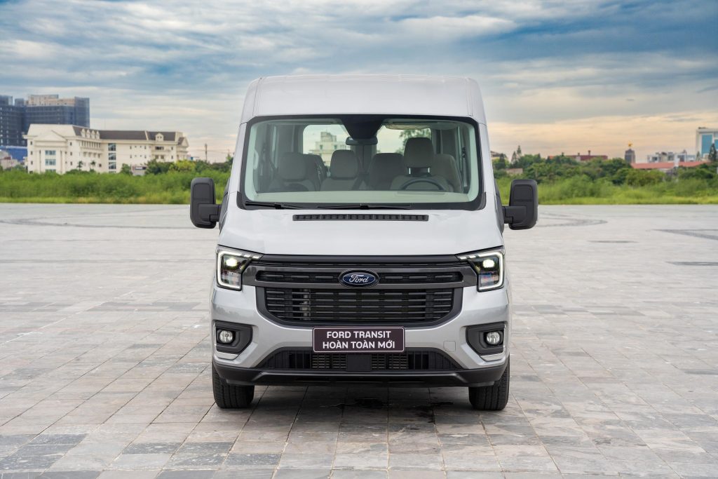 Ford Transit Trend 16 chỗ